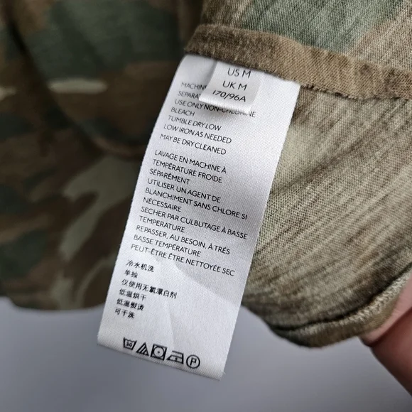 We the Free Camo Short Sleeve Graphic Top Medium - Picture 5 of 7